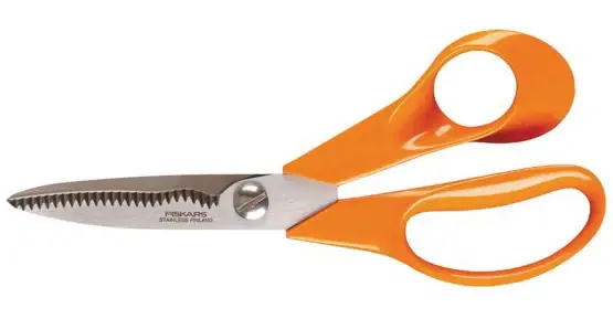 Fiskars univerzális kerti olló, 18cm Expressz szállítás