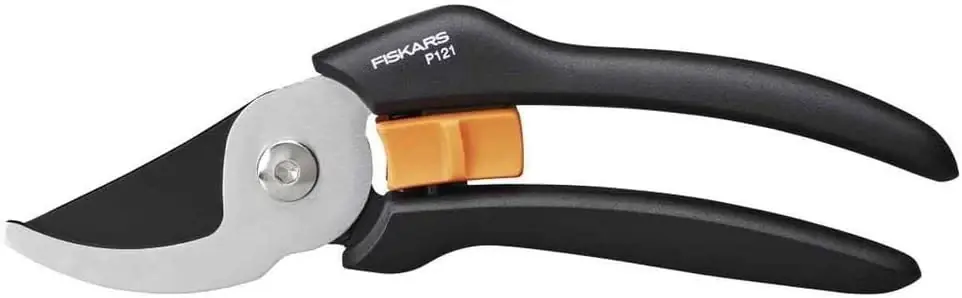 Gyors szállítás Fiskars Solid P121 metszőolló, mellévágó