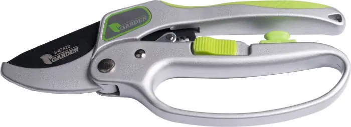 Vedd meg most Stalco Garden metszőolló ergonómikus fogantyúval, 205mm