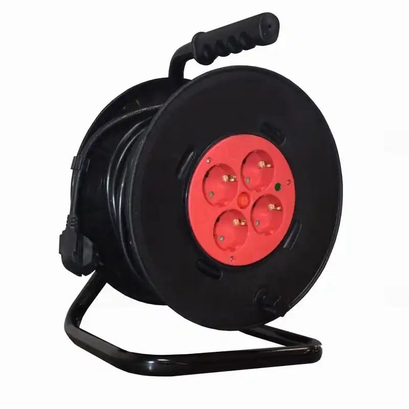 Pénzvisszafizetés 2 pólusú műanyag kábeldob fém tartóval20 fm. MT 3x1,5mm2 vezetékkel, 4db védőérintkezős aljzattal Stilo STI781