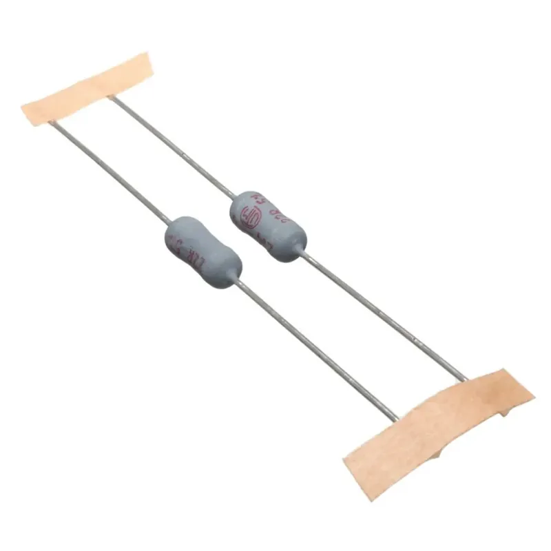 Prémium CRF300JT-73-8R2YY - 8.2Ohm 2.5W 5% RM6 huzal ellenállás - YAGEO